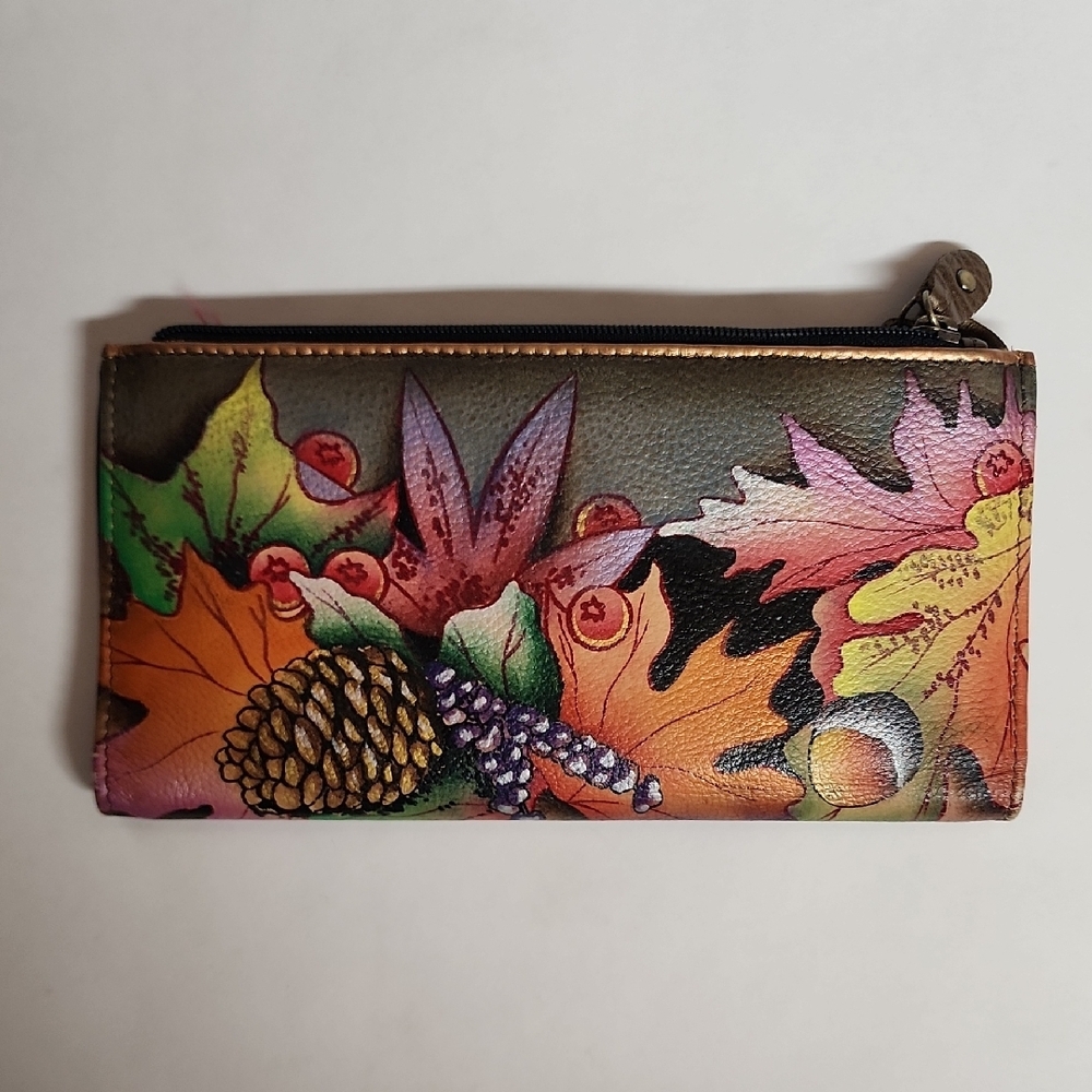 Anuschka Beautiful  Hand-painted Wallet Rare Made In India Absolutely Stunning.